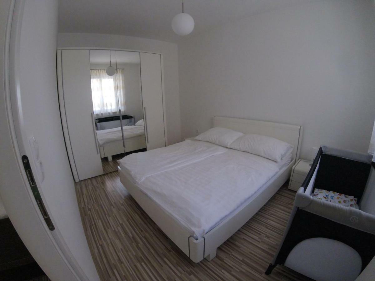 Apartments Babic Sukosan Bagian luar foto
